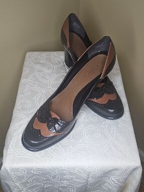 Nine West Black and Brown Two-Tone Heeled Pumps